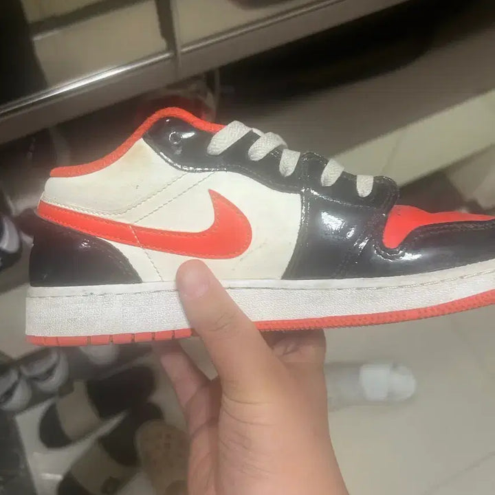 [BUNJANG] Nike Air Jordan Orange/White Sneakers / 나이키 에어조던 오렌지/화이트 스니커즈