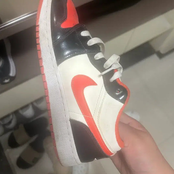 [BUNJANG] Nike Air Jordan Orange/White Sneakers / 나이키 에어조던 오렌지/화이트 스니커즈