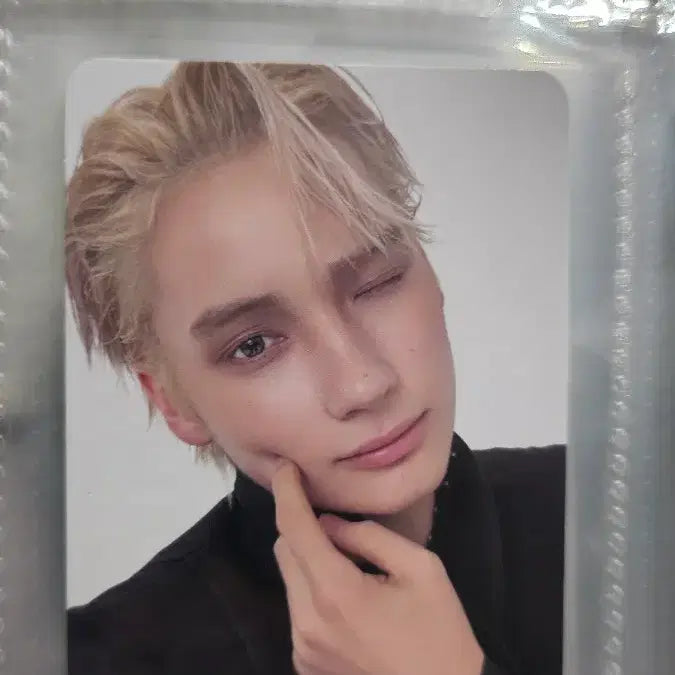 [BUNJANG] TXT Huening Kai Photocard Set (2ea) / 휴닝 txt 포토카드 2매