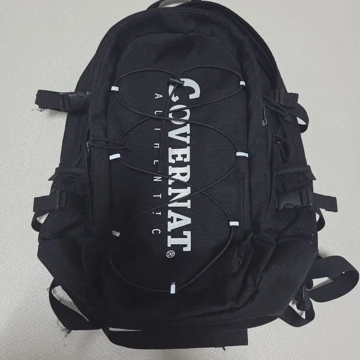 [BUNJANG] Covernat Authentic Logo Backpack 27L Black / 커버낫 어센틱 로고 백팩 27L 블랙