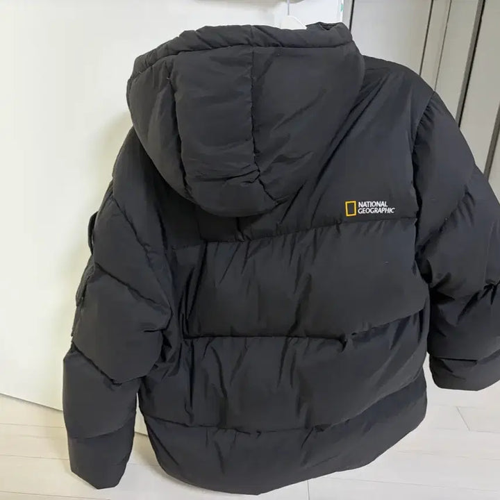 [SOLD OUT] 내셔널지오그래픽 블랙 패딩