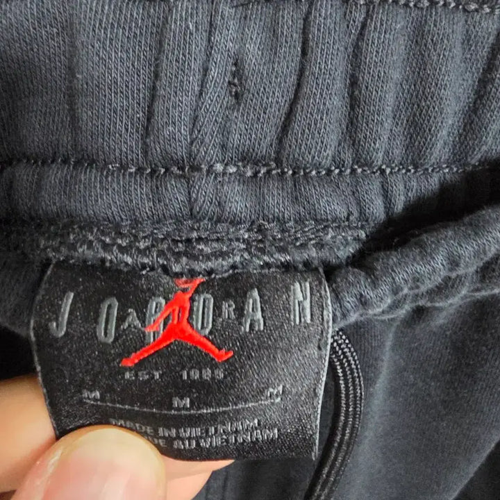 [BUNJANG] Nike Jordan Essentials Fleece Sweatpants Black (M) / [나이키코리아 정품] 조던 에센셜 플리스 스웻팬츠 블랙 (M/80)