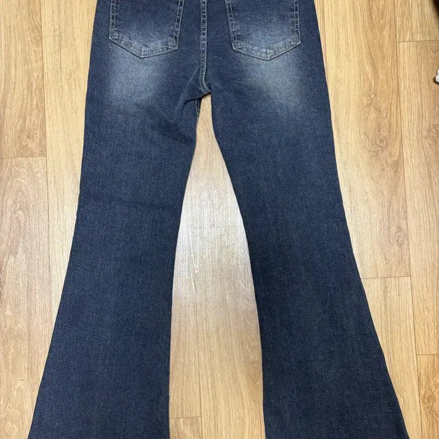 [BUNJANG] Bootcut Trousers / 부츠컷 팔아요
