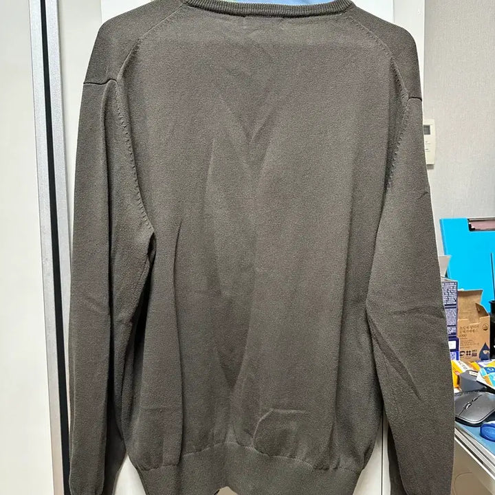 [BUNJANG] SteadyEverywear Cotton V-Neck Knit Olive / 스테디에브리웨어 코튼 브이 넥 니트