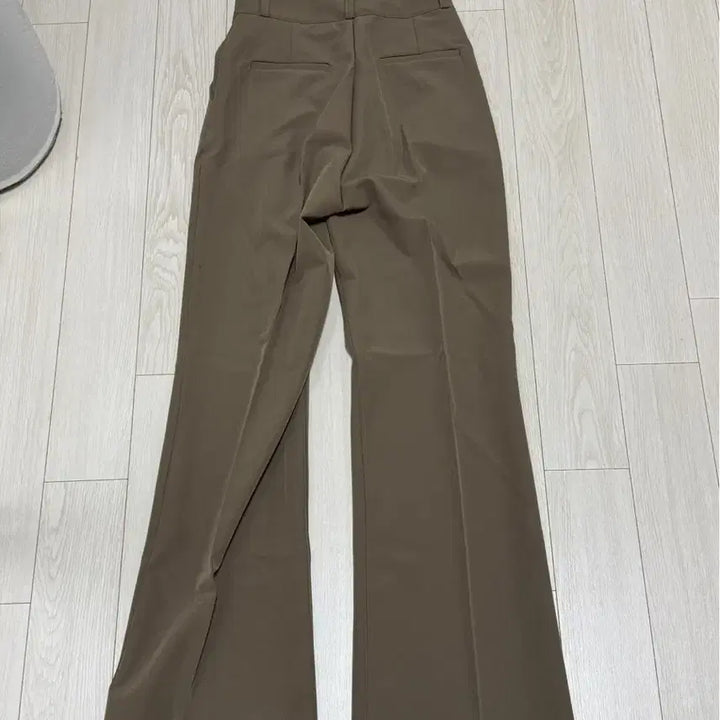[BUNJANG] Trendier Apparel Brown Bootcut Slacks S New / 트렌디어패럴 갈색 브라운 부츠컷 슬랙스 S 새상품
