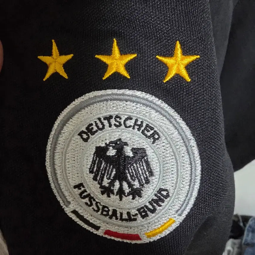 [BUNJANG] Adidas Germany National Team Training Pants (E67554) / [105] 아디다스 독일 국가대표 트레이닝 팬츠 (E67554) 정품
