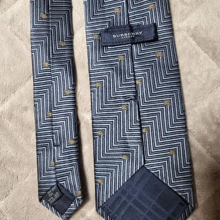 [BUNJANG] Burberry Check Pattern Necktie / 버버리 체크무늬 넥타이