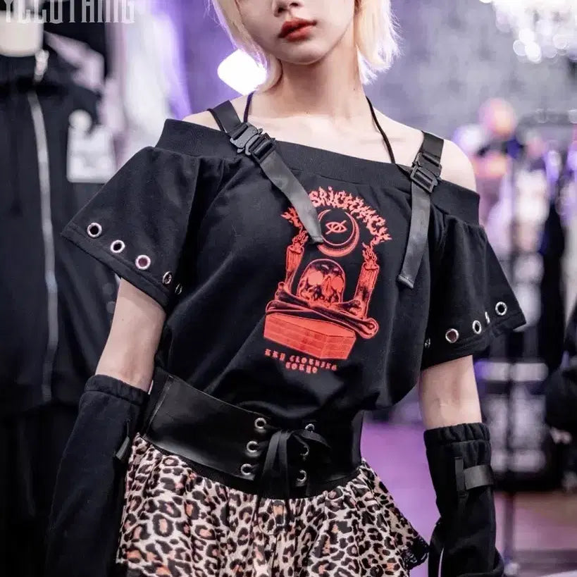 [BUNJANG] Kry Clothing Off-Shoulder Short Sleeve T-Shirt / Kry clothing 반팔 오프숄더