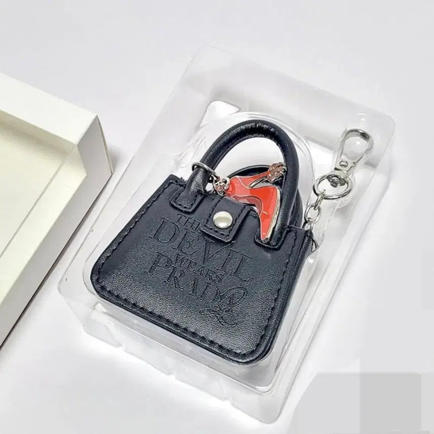 [SOLD OUT] 악마는 프라다를 입는다2 키링 미개봉 새상품