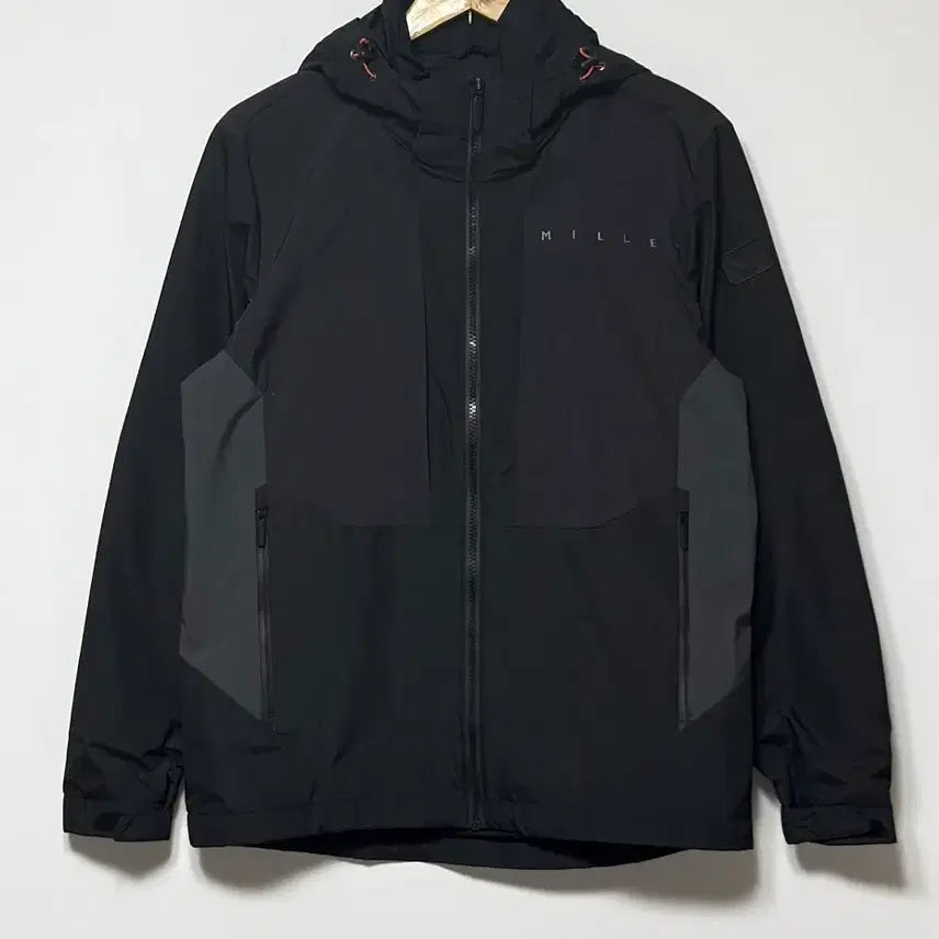 [BUNJANG] Millet Black Windbreaker Hooded Jacket / 밀레 블랙 바람막이 후드 자켓