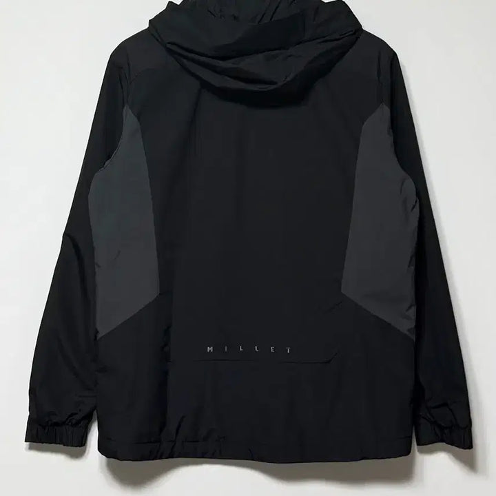 [BUNJANG] Millet Black Windbreaker Hooded Jacket / 밀레 블랙 바람막이 후드 자켓