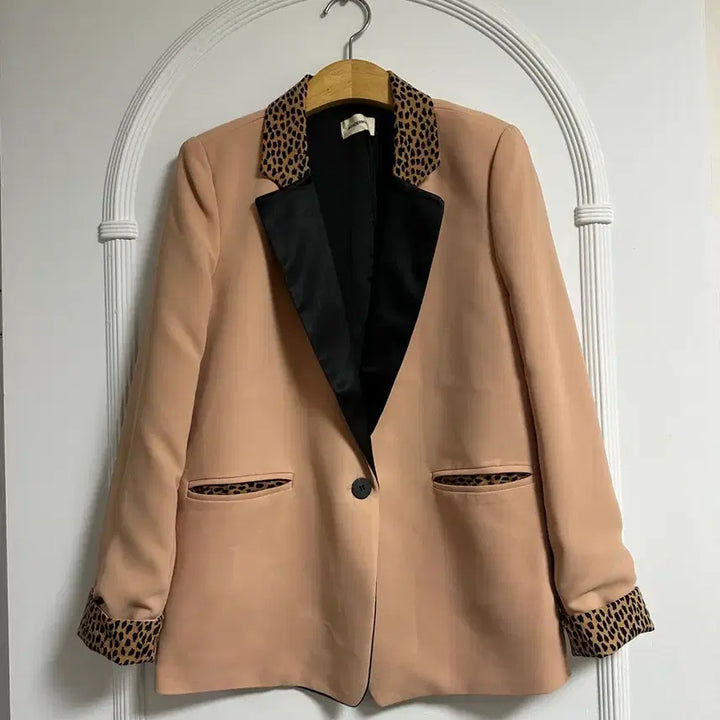 [BUNJANG] Leopard Print Accent Beige Women&