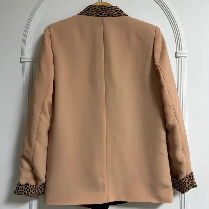 [BUNJANG] Leopard Print Accent Beige Women&