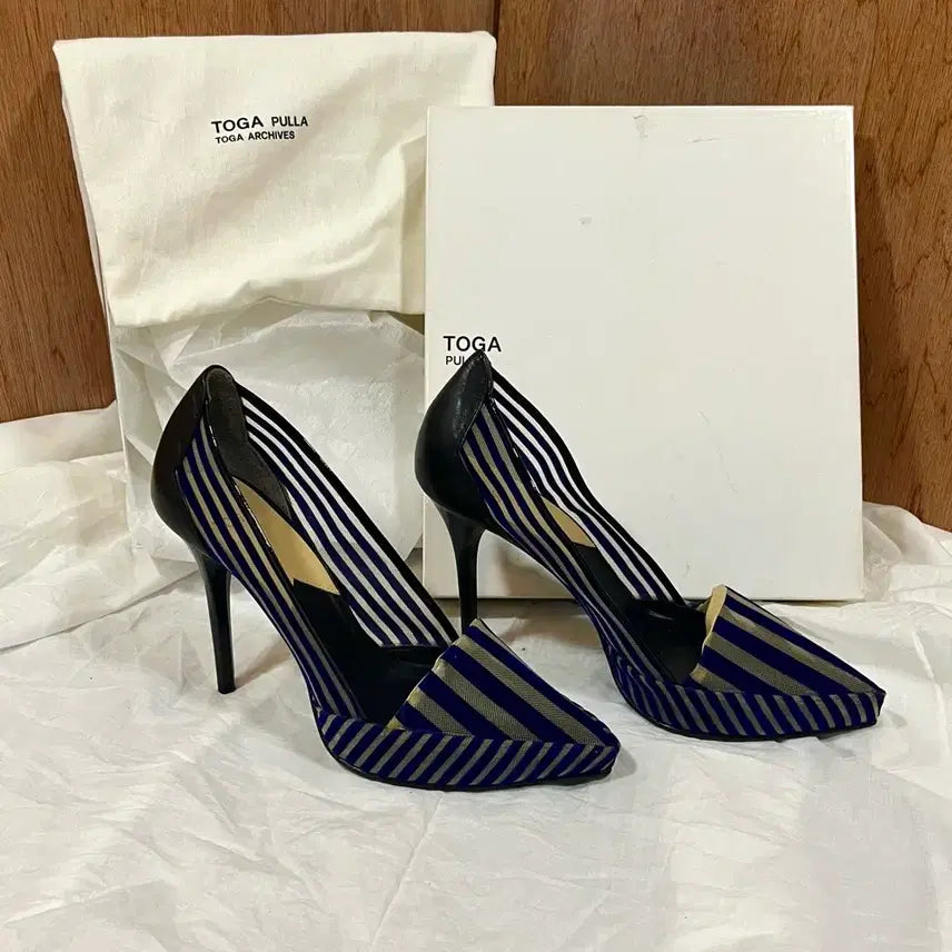 [BUNJANG] Toga Pulla Blue Stripe Mesh Stiletto Pumps / 토가풀라 블루 스트라이프 메시 스틸레토 펌프스