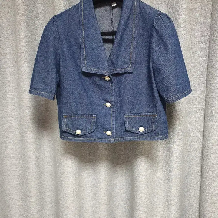 [BUNJANG] Melon Cropped Denim Short-Sleeve Jacket with Pearl Buttons / melon 멜론 크롭 데님 코튼 반팔 진주버튼자켓 블라우스s