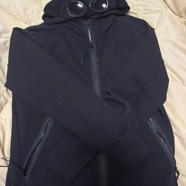 [BUNJANG] CP Company Hooded Zip-Up Jacket / cp컴퍼니 후드