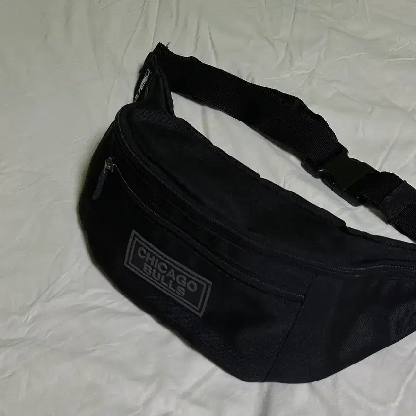 [BUNJANG] NBA Chicago Bulls Hip Pack / NBA 힙색