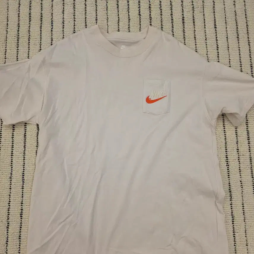 [BUNJANG] Nike Pocket Loose Fit T-Shirt XL / 나이키 포켓 루즈핏 반팔_XL