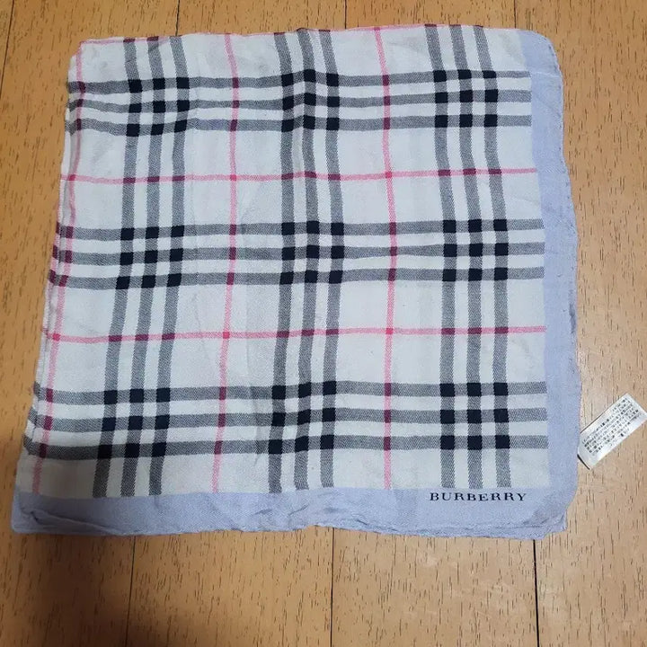 [BUNJANG] Burberry Handkerchief / 버버리손수건