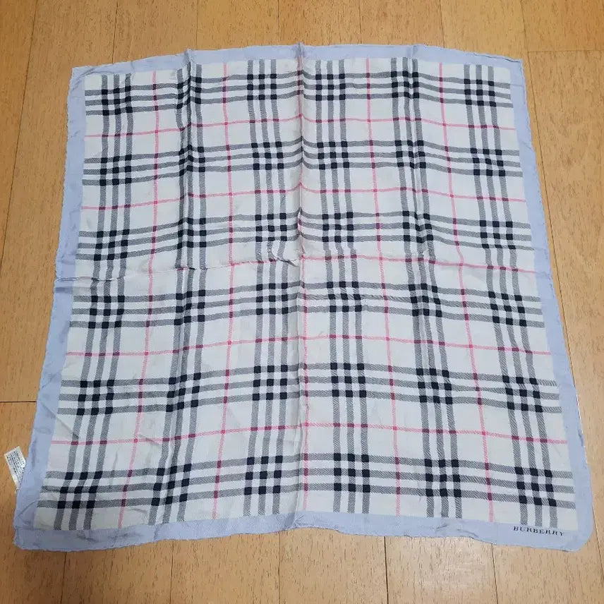 [BUNJANG] Burberry Handkerchief / 버버리손수건