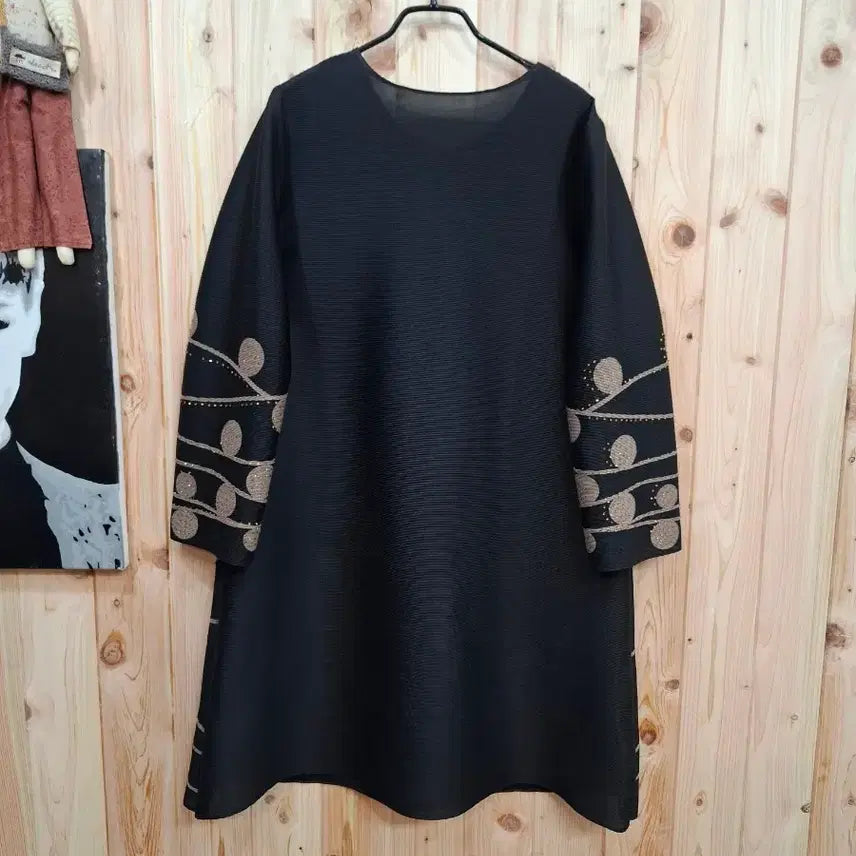 [BUNJANG] Pleated Long Blouse / 플리츠 롱 블라우스