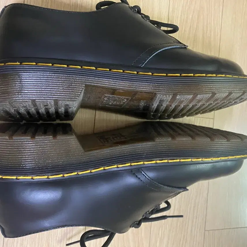 [SOLD OUT] 닥터마틴 1461 스무스 UK9(280)