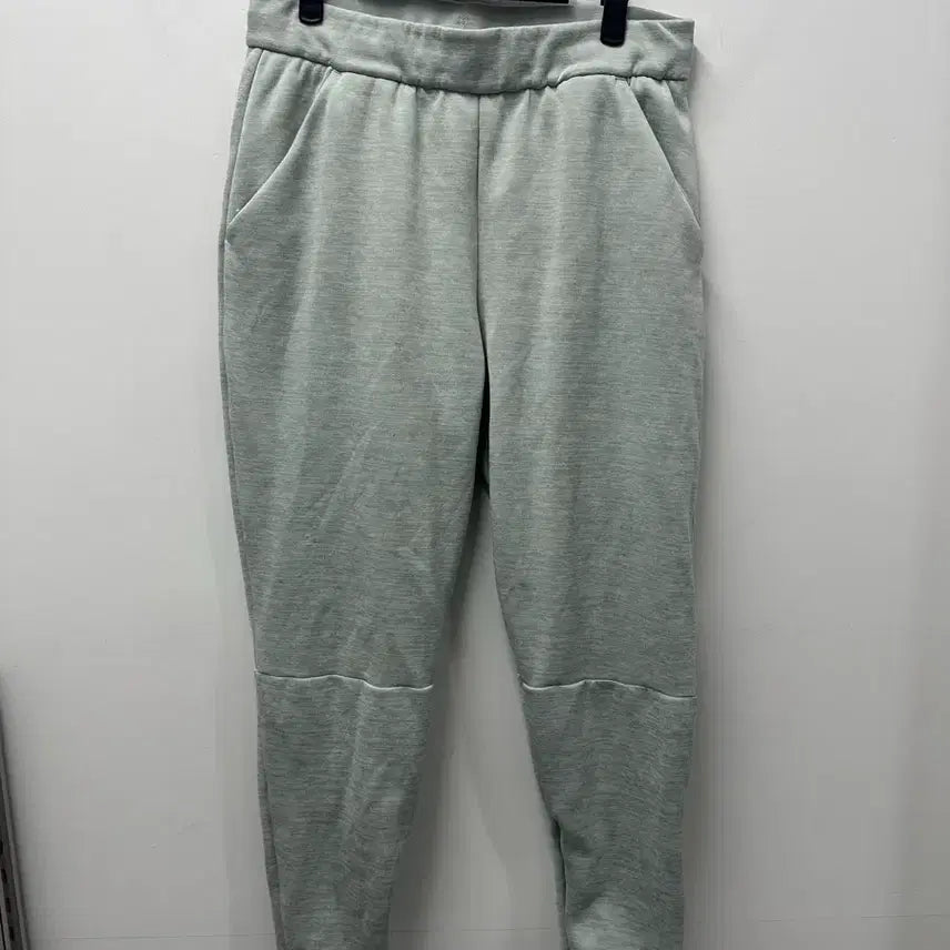[BUNJANG] Adidas Green Fleece Training Pants XL / [만원 아라비아빈티지]아디다스 기모 트레이닝 바지 연두색 XL