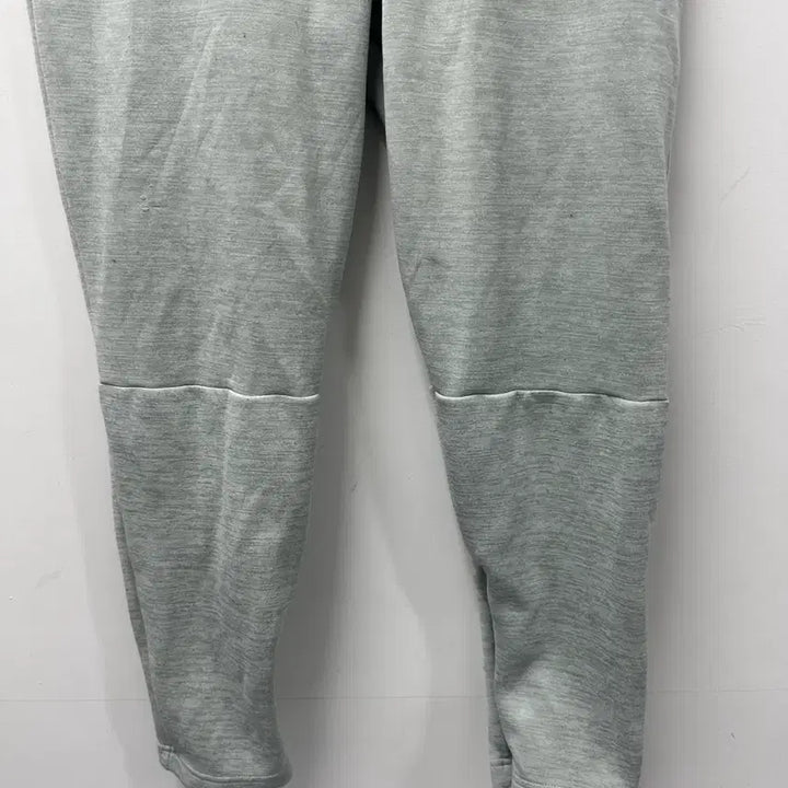 [BUNJANG] Adidas Green Fleece Training Pants XL / [만원 아라비아빈티지]아디다스 기모 트레이닝 바지 연두색 XL