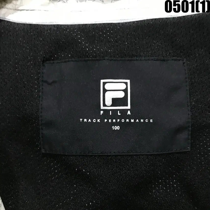 [BUNJANG] Fila Hooded Windbreaker Jacket Black/White Size L / 휠라 블랙/화이트 후드 바람막이 L