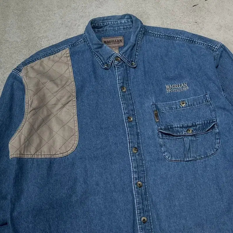 [BUNJANG] MAGELLAN Work Denim Shirt / 마젤란 워크 데님셔츠 s11026