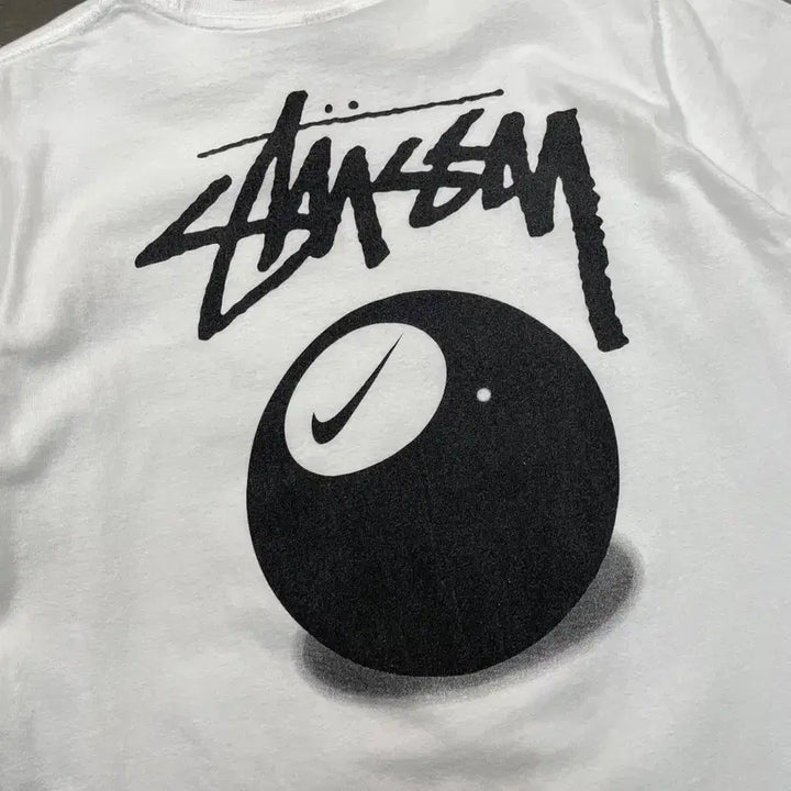 [BUNJANG] Stussy x Nike 8 Ball T-Shirt / 스투시 X 나이키 에잇볼 반팔 티셔츠