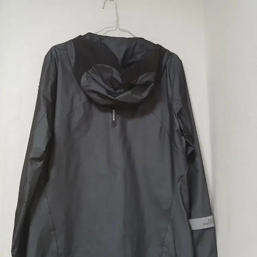 [BUNJANG] Eider Gore-Tex Windstopper Jacket (Size 100) / 아이더 고어텍스 윈드스토퍼 자켓 100