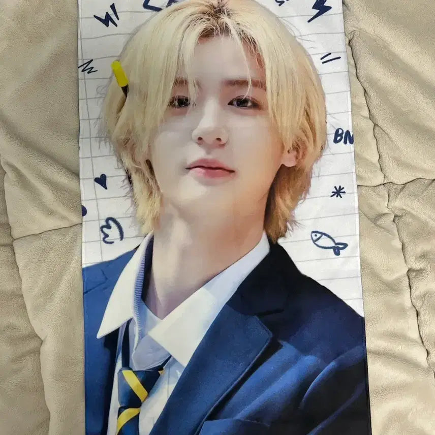 [BUNJANG] BOYNEXTDOOR Leehan Blonde Slogan / 보넥도 이한 슬로건