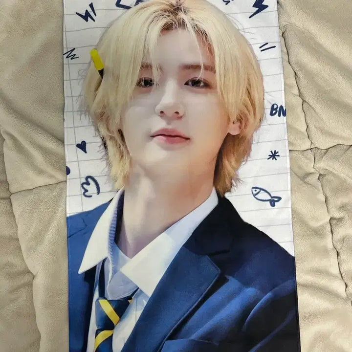 [BUNJANG] BOYNEXTDOOR Leehan Blonde Slogan / 보넥도 이한 슬로건