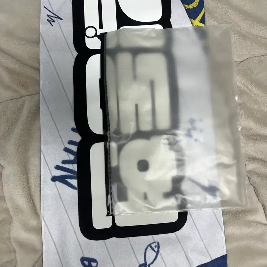 [BUNJANG] BOYNEXTDOOR Leehan Blonde Slogan / 보넥도 이한 슬로건