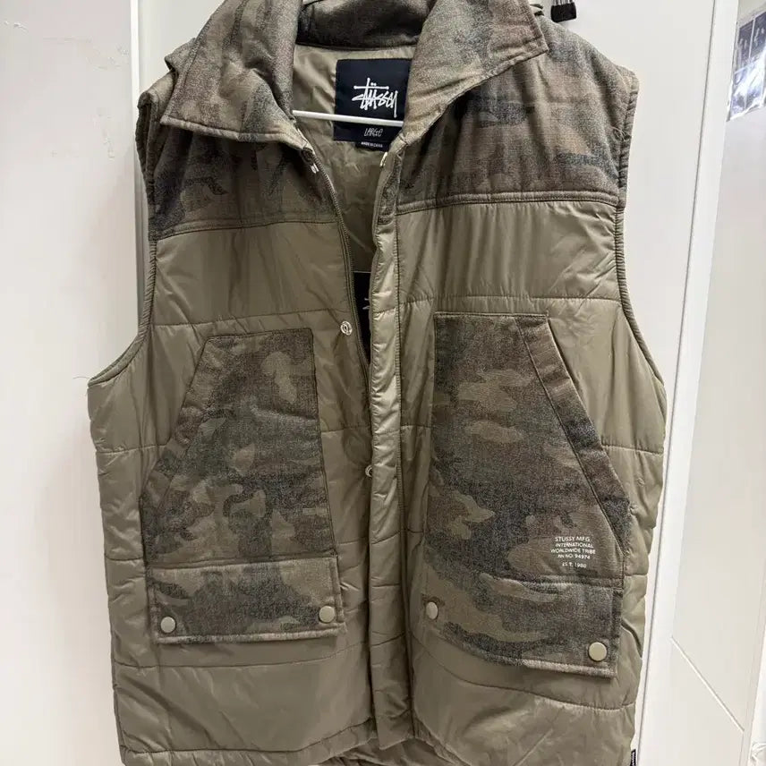 [BUNJANG] Stussy Camo Contrast Vest / 스투시 카모 콘트라스트 베스트