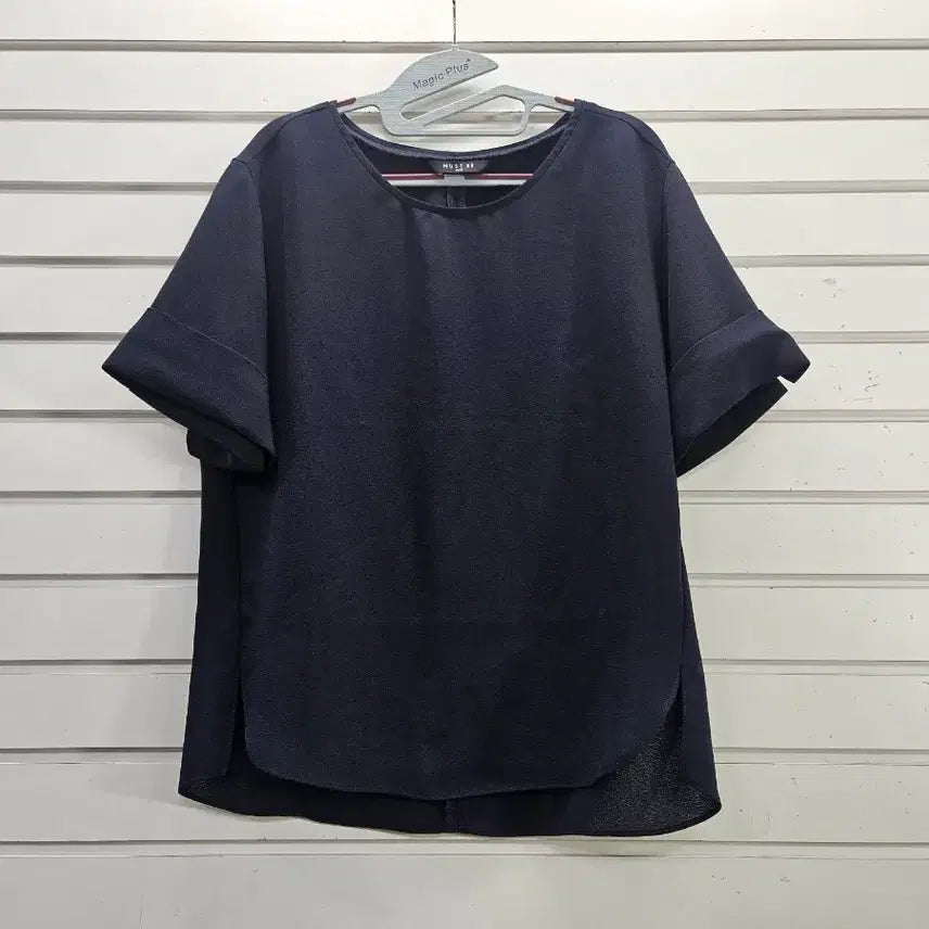 [BUNJANG] Must B Navy Pearl Sleeve Blouse / 머스트비 진네이비 소매 진주장식 블라우스/보물찾기천사