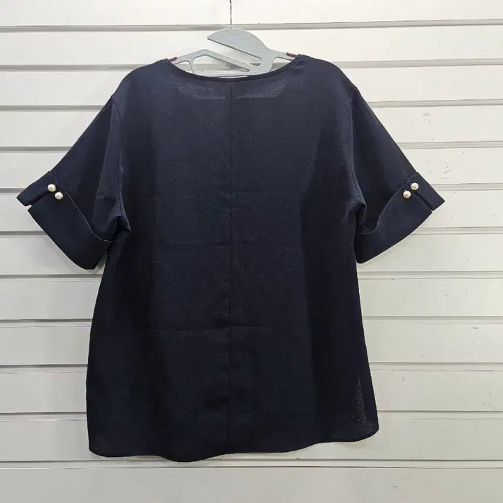 [BUNJANG] Must B Navy Pearl Sleeve Blouse / 머스트비 진네이비 소매 진주장식 블라우스/보물찾기천사