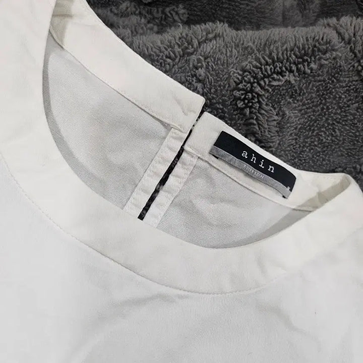 [BUNJANG] AHIN White Frill Cotton Blouse M / ahi.n화이트 프릴 면  블라우스 m