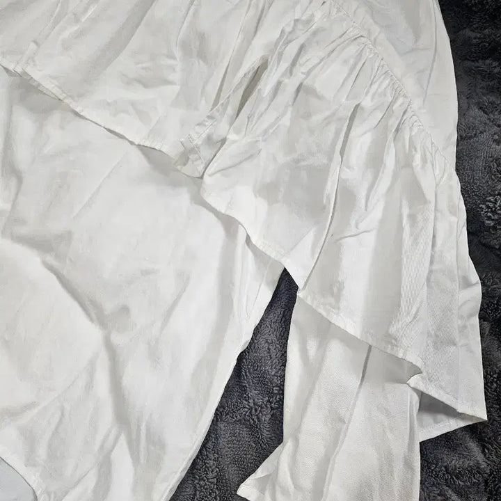 [BUNJANG] AHIN White Frill Cotton Blouse M / ahi.n화이트 프릴 면  블라우스 m