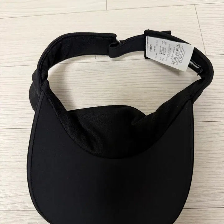[BUNJANG] J.LINDEBERG Black Big Logo Sun Cap / 제이린드버그 모자 썬캡