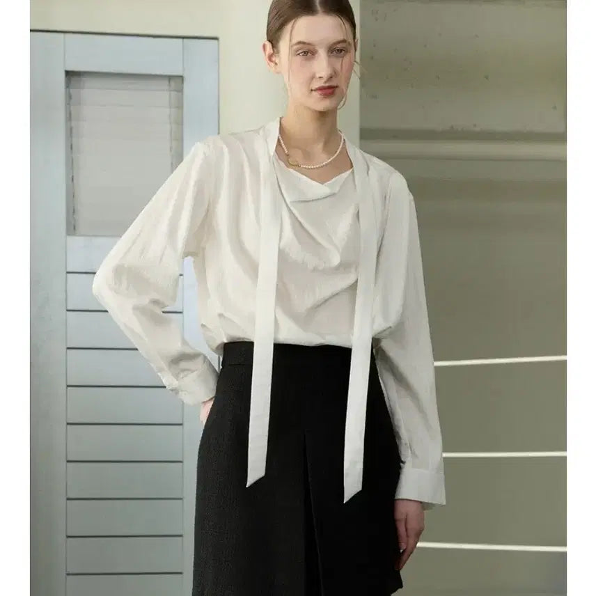 [BUNJANG] Nonlocal Draped Neck Tie Blouse / 논로컬 Draped Neck Tie Blouse(1번착용/드라이완료)