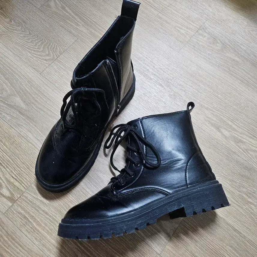 [SOLD OUT] 굽3~5센티 워커 245