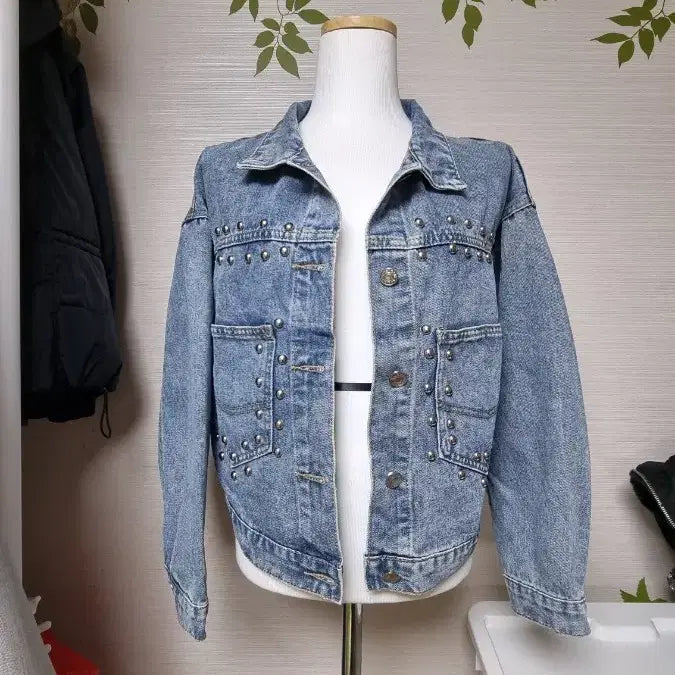 [BUNJANG] Denim Jacket with Pocket Detail / 징, 주머니 포인트 데님 숏 청자켓 55~66