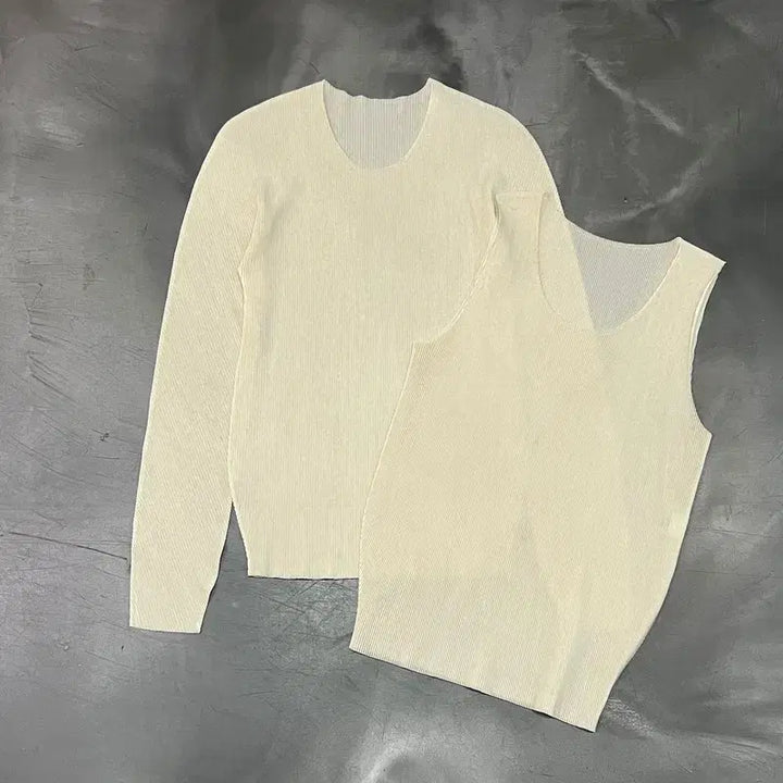 [BUNJANG] Pleats Please Issey Miyake Pleated Vest &amp; Top Set / 플리츠플리즈 플리츠 베스트 +상의 셋업 y16525