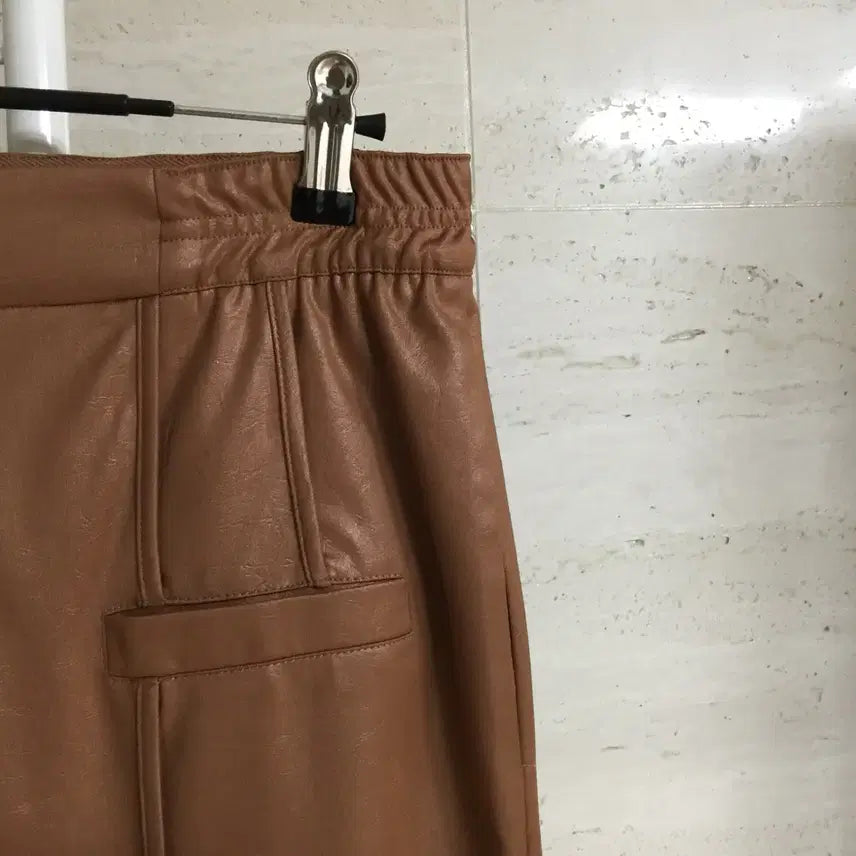 [BUNJANG] MICHAA Faux Leather Slacks Pants 26 / MICHAA 미샤 22 페이크 레더 슬랙스 팬츠 26