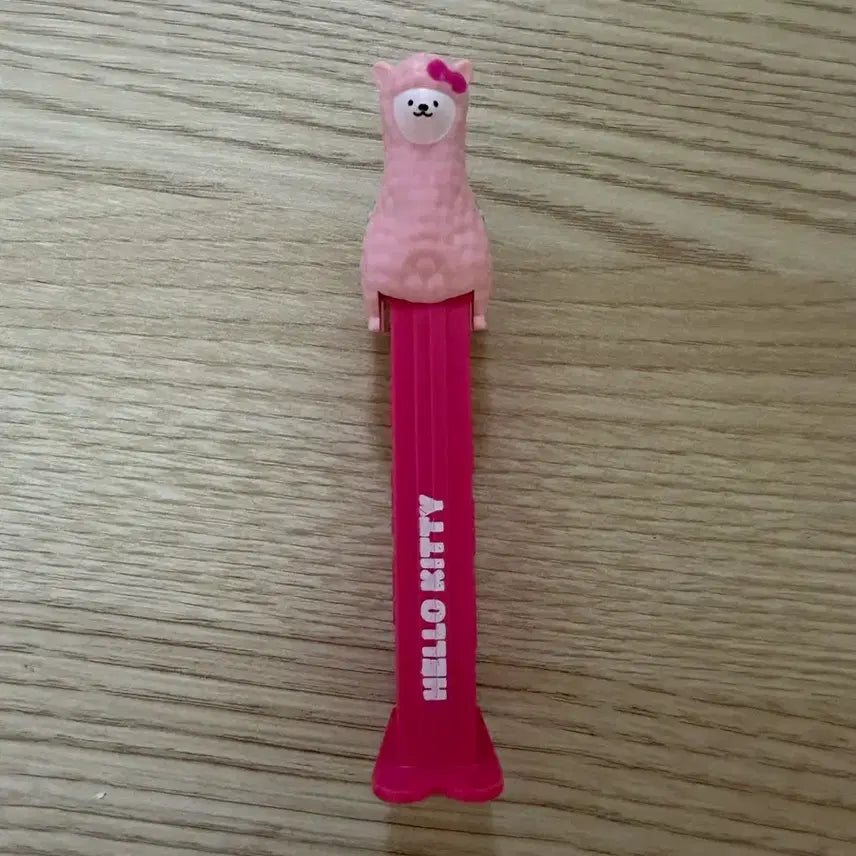 [BUNJANG] PEZ Hello Kitty Lama Hello Kitty PEZ Dispenser / PEZ 패즈 헬로키티 라마 헬로키티페즈 디스펜서