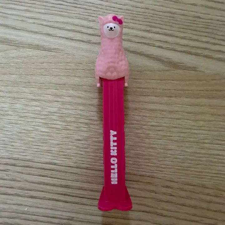 [BUNJANG] PEZ Hello Kitty Lama Hello Kitty PEZ Dispenser / PEZ 패즈 헬로키티 라마 헬로키티페즈 디스펜서