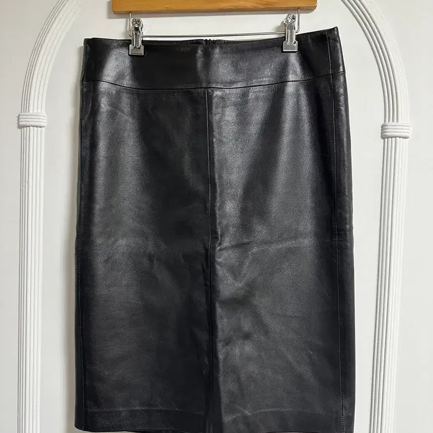 [BUNJANG] Egoist Black Genuine Leather Pencil Skirt / 에고이스트 블랙 양가죽 펜슬 스커트
