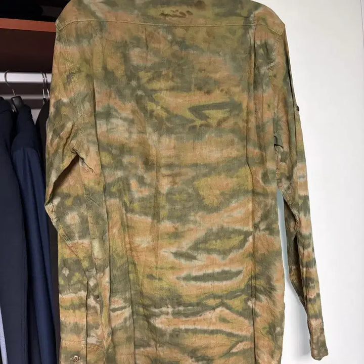 [SOLD OUT] 나이젤카본 카모셔츠 48 사이즈